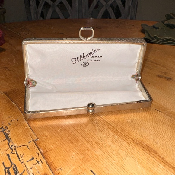 Vintage Eyeglass Case - Picture 3 of 3